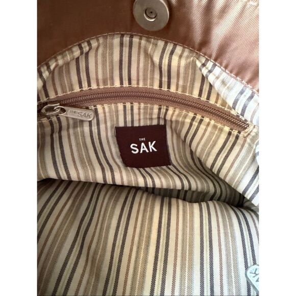 The Sak Crochet Shoulder Bag Taupe Woven Boho Casual Everyday Purse - Picture 8 of 10